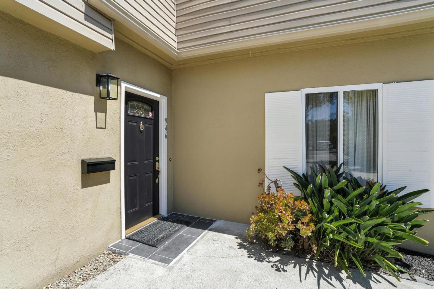 Detail Gallery Image 26 of 62 For 946 Laguna Ave, Burlingame,  CA 94010 - – Beds | – Baths