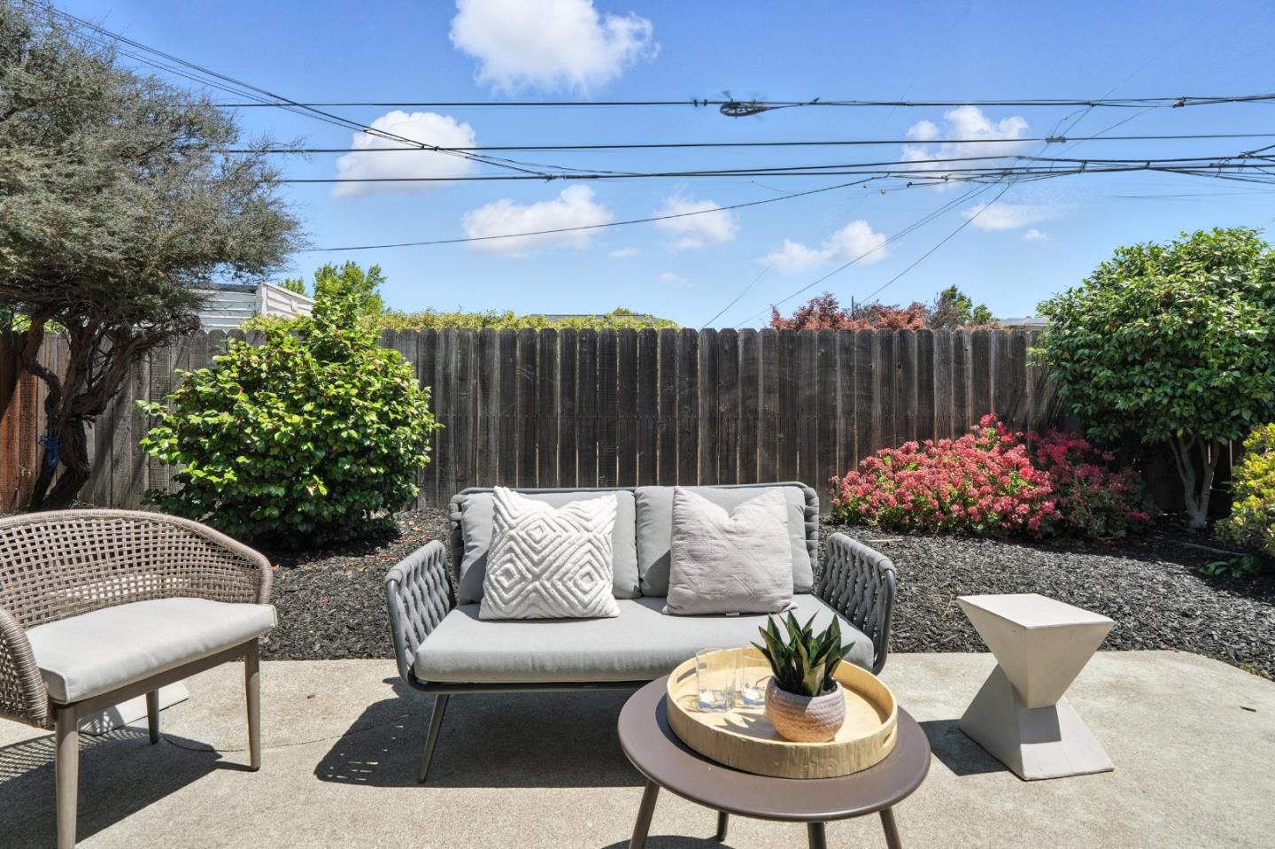 Detail Gallery Image 51 of 62 For 946 Laguna Ave, Burlingame,  CA 94010 - – Beds | – Baths