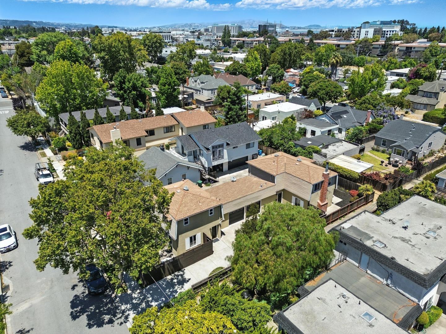Detail Gallery Image 52 of 62 For 946 Laguna Ave, Burlingame,  CA 94010 - – Beds | – Baths