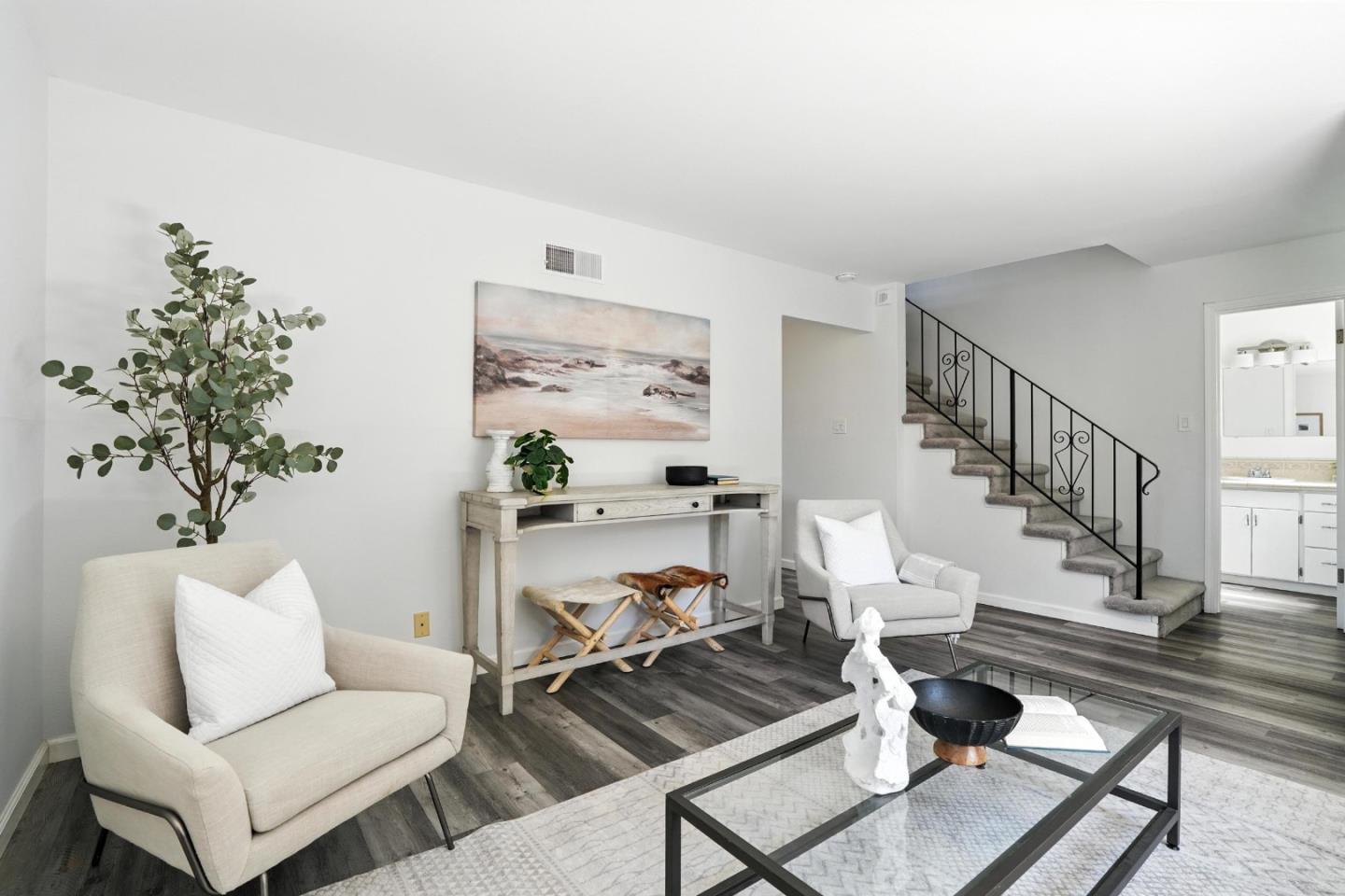 Detail Gallery Image 7 of 62 For 946 Laguna Ave, Burlingame,  CA 94010 - – Beds | – Baths