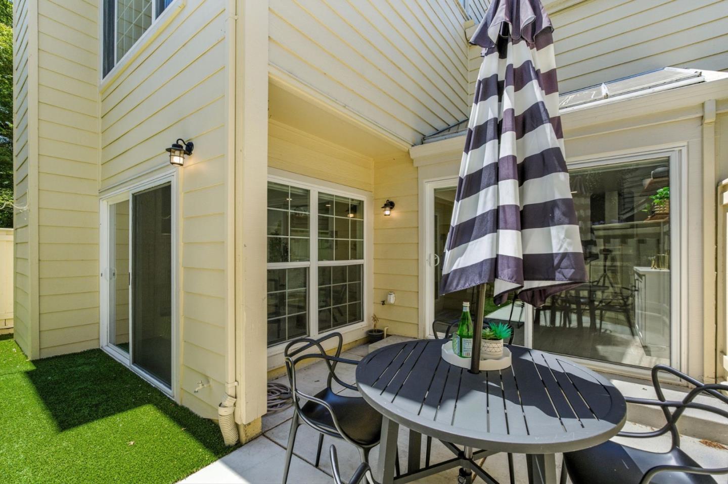 Detail Gallery Image 22 of 31 For 1862 Stratton Cir, Walnut Creek,  CA 94598 - 3 Beds | 2/1 Baths