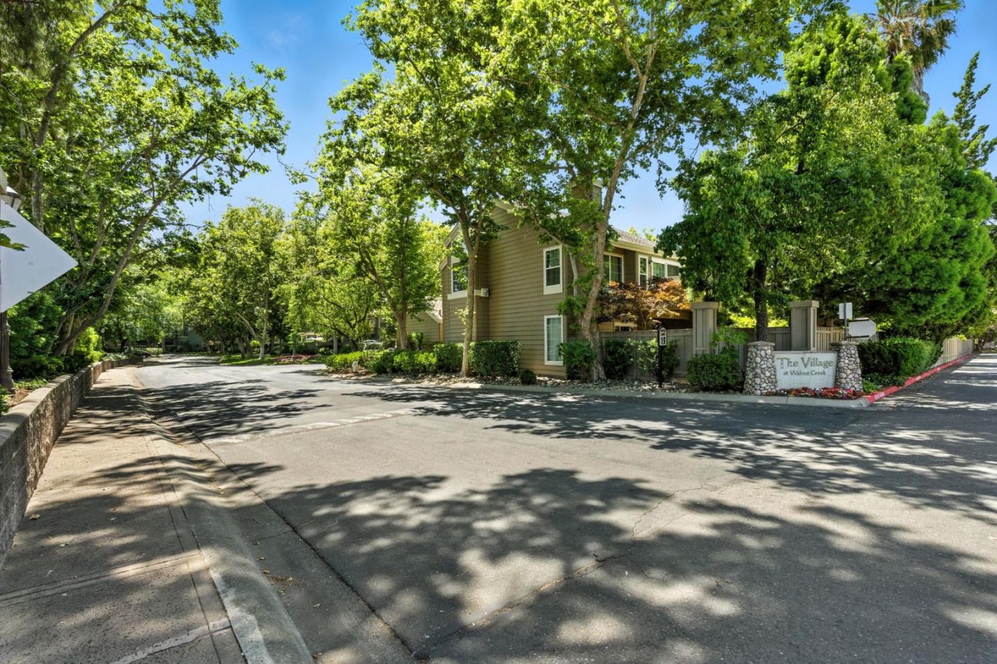 Detail Gallery Image 31 of 31 For 1862 Stratton Cir, Walnut Creek,  CA 94598 - 3 Beds | 2/1 Baths