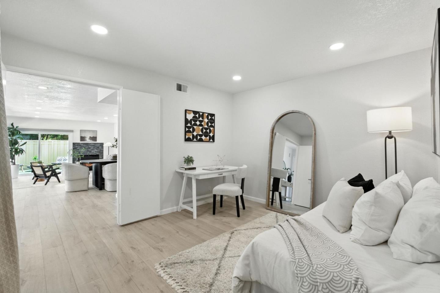 Detail Gallery Image 8 of 31 For 1862 Stratton Cir, Walnut Creek,  CA 94598 - 3 Beds | 2/1 Baths