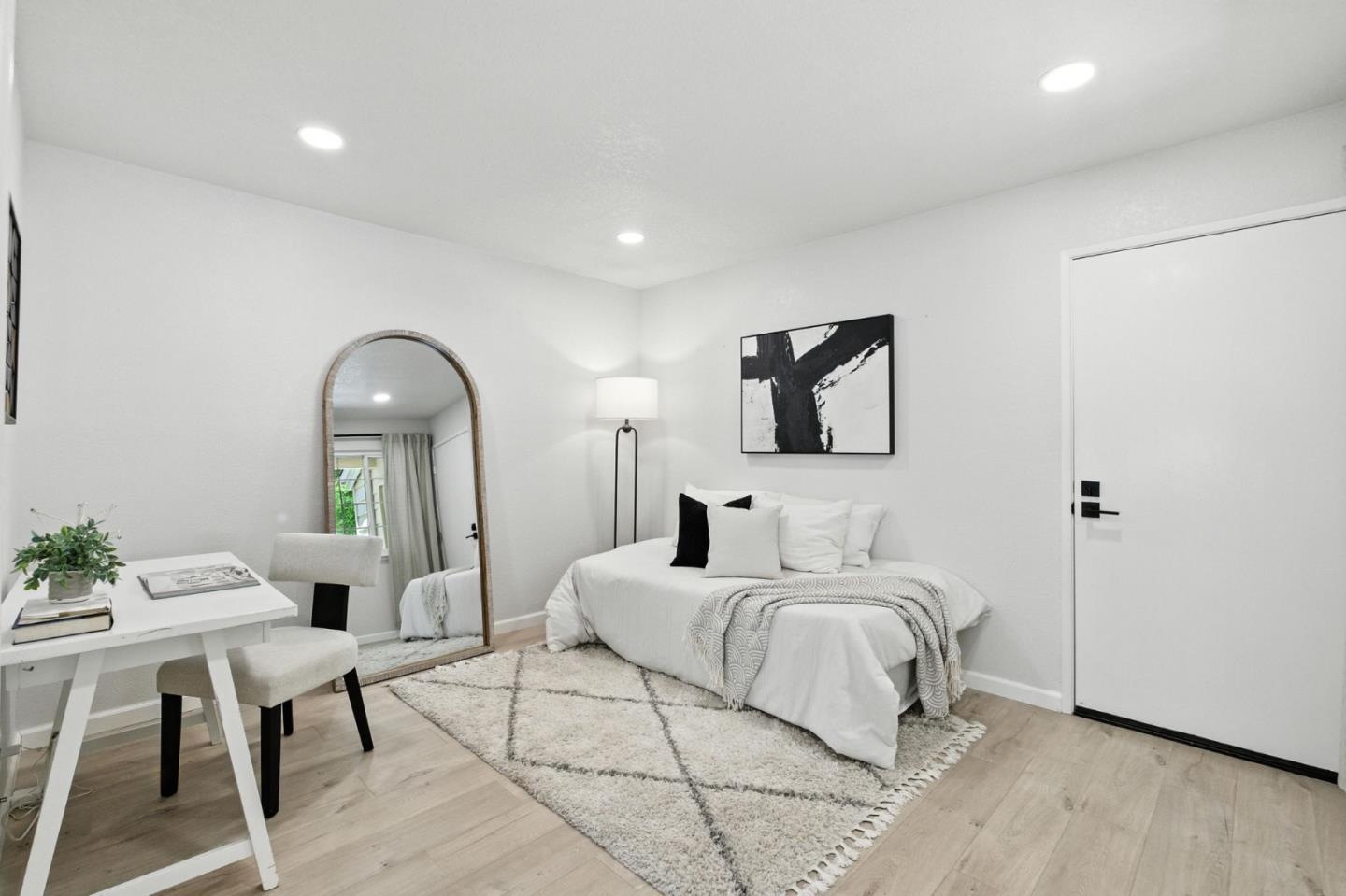 Detail Gallery Image 9 of 31 For 1862 Stratton Cir, Walnut Creek,  CA 94598 - 3 Beds | 2/1 Baths