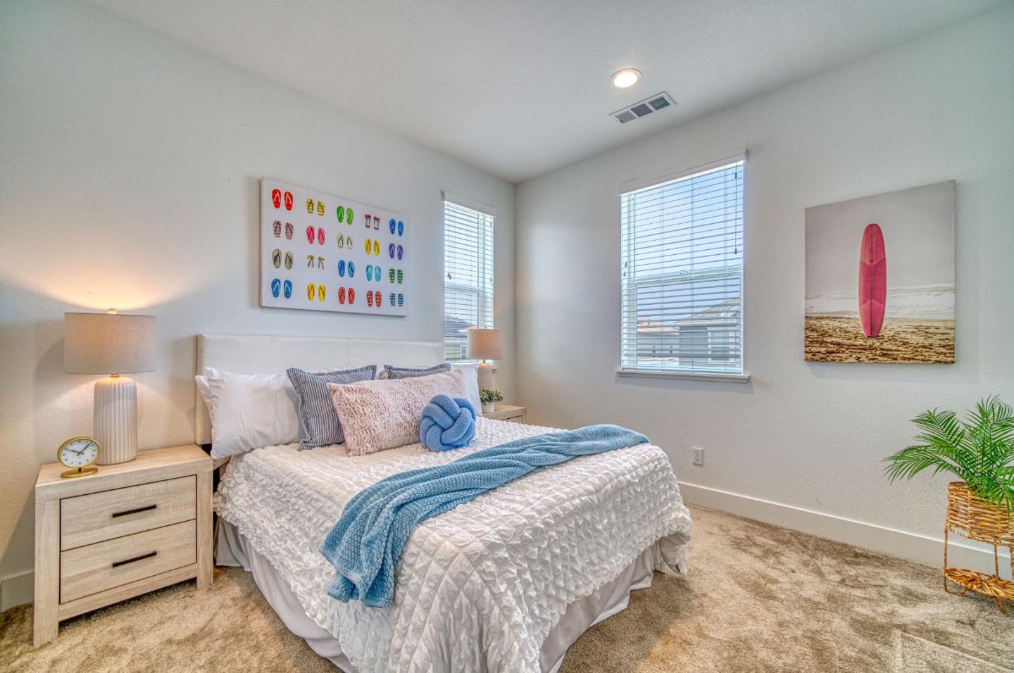 Detail Gallery Image 23 of 50 For 267 Sandy Gulch Dr, Marina,  CA 93933 - 3 Beds | 2/1 Baths