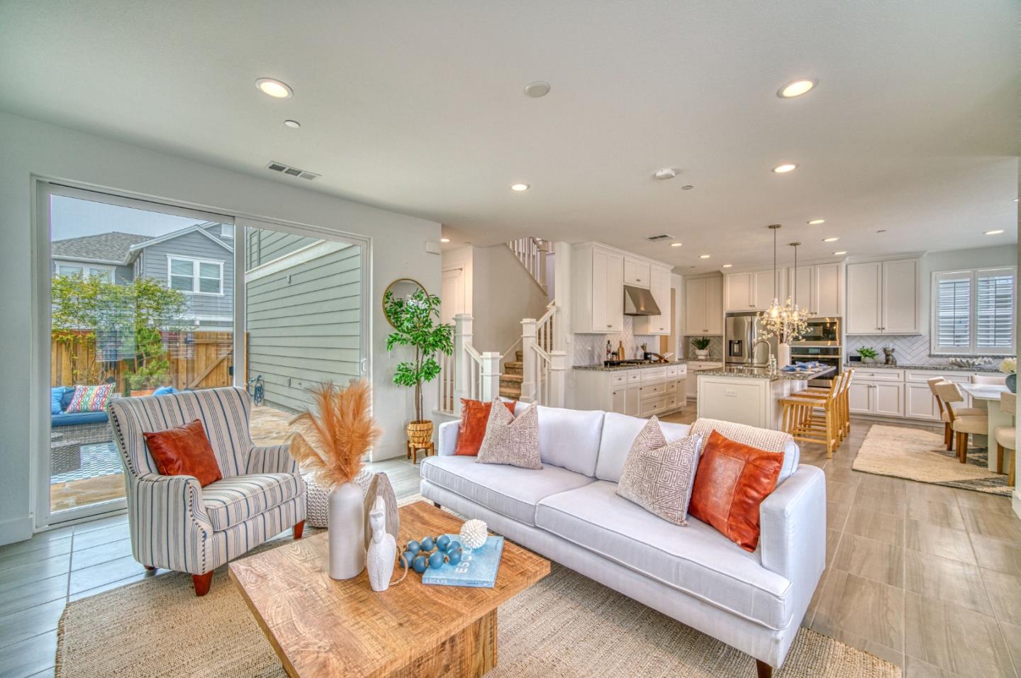 Detail Gallery Image 3 of 50 For 267 Sandy Gulch Dr, Marina,  CA 93933 - 3 Beds | 2/1 Baths