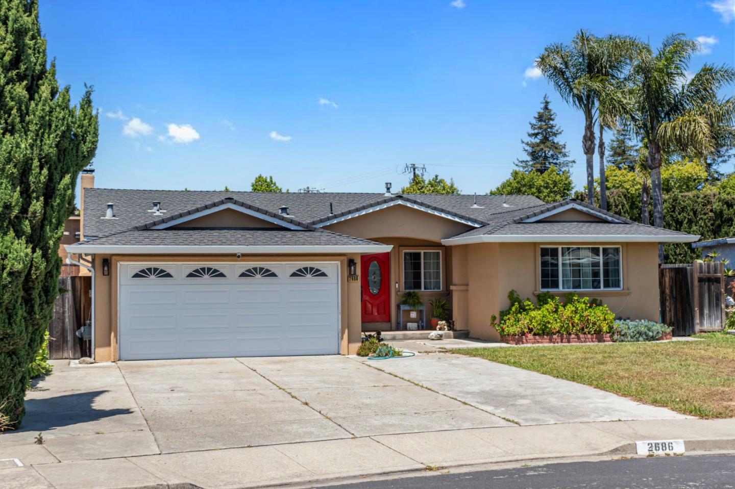 Detail Gallery Image 2 of 31 For 2686 Ascot Way, Union City,  CA 94587 - 4 Beds | 2/1 Baths