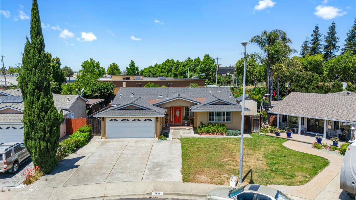 Detail Gallery Image 3 of 31 For 2686 Ascot Way, Union City,  CA 94587 - 4 Beds | 2/1 Baths