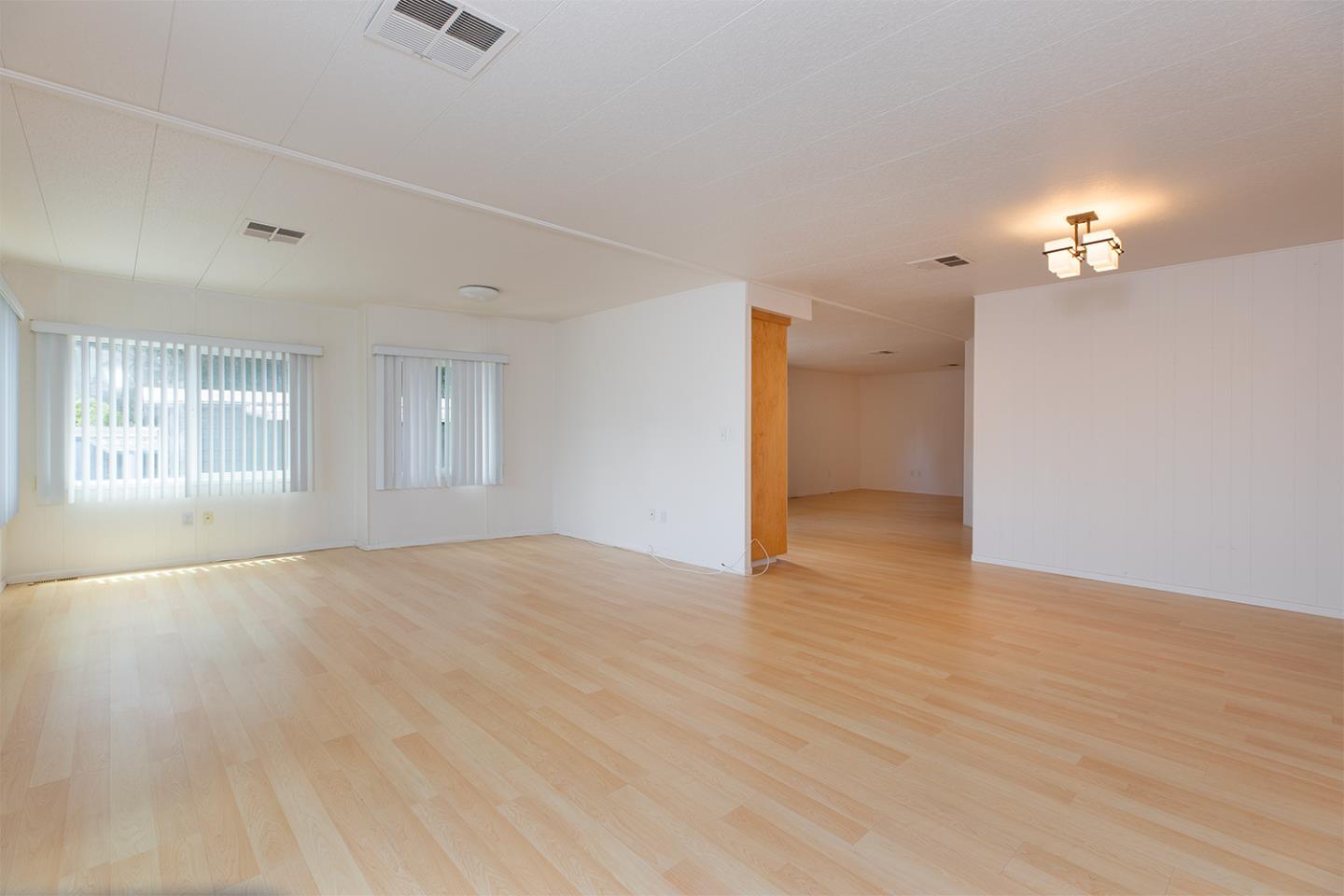 Detail Gallery Image 8 of 29 For 3301 Ashwood Way #0,  Soquel,  CA 95073 - 2 Beds | 2 Baths