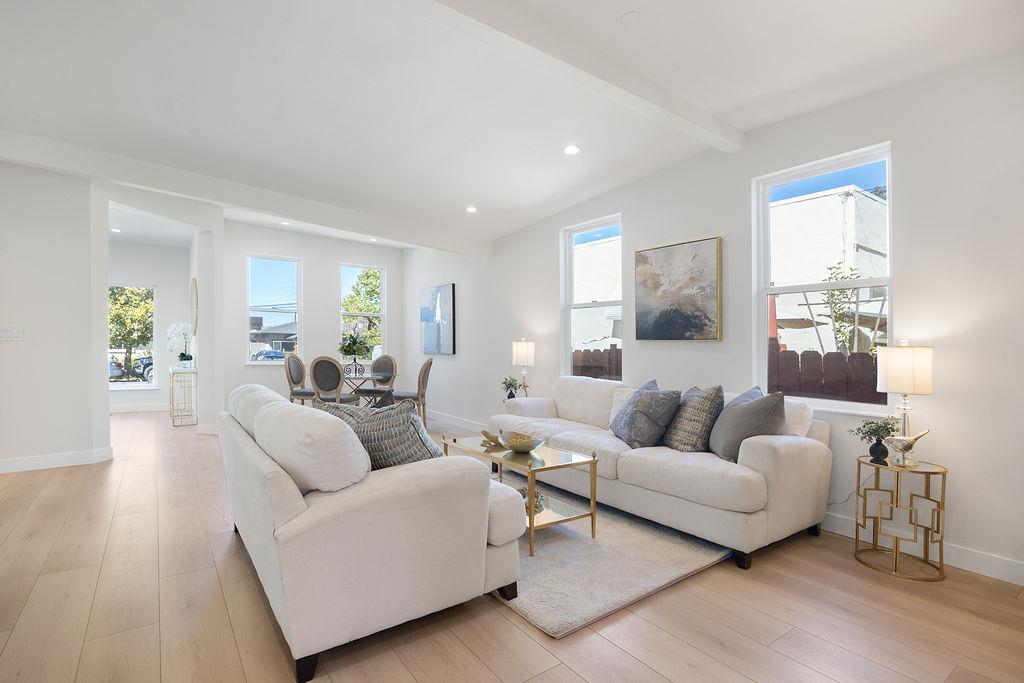 Detail Gallery Image 12 of 38 For 3040 Hoover St, Redwood City,  CA 94063 - 3 Beds | 2 Baths