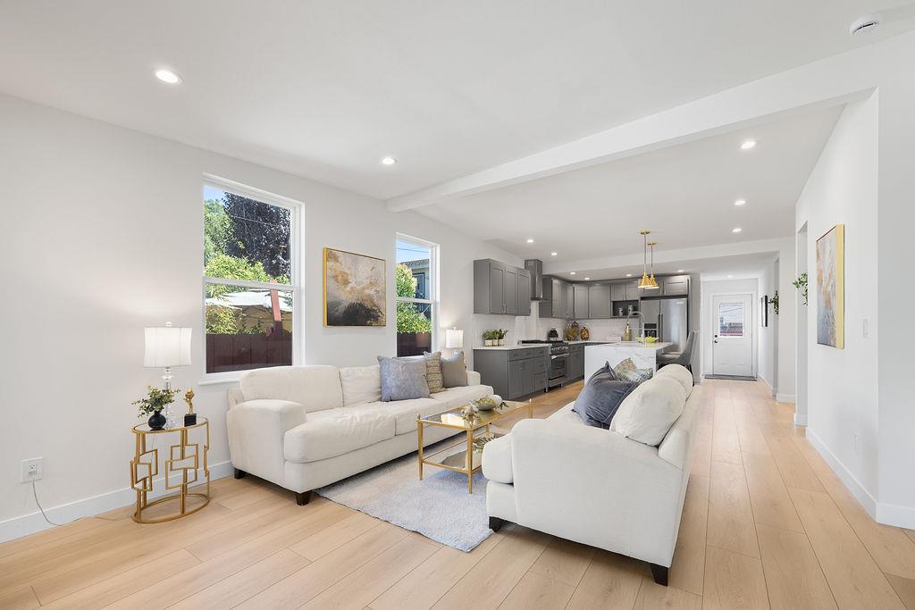Detail Gallery Image 14 of 38 For 3040 Hoover St, Redwood City,  CA 94063 - 3 Beds | 2 Baths