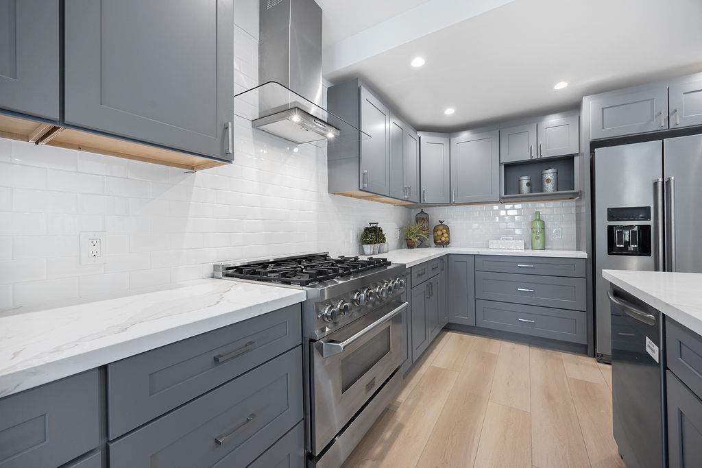 Detail Gallery Image 19 of 38 For 3040 Hoover St, Redwood City,  CA 94063 - 3 Beds | 2 Baths
