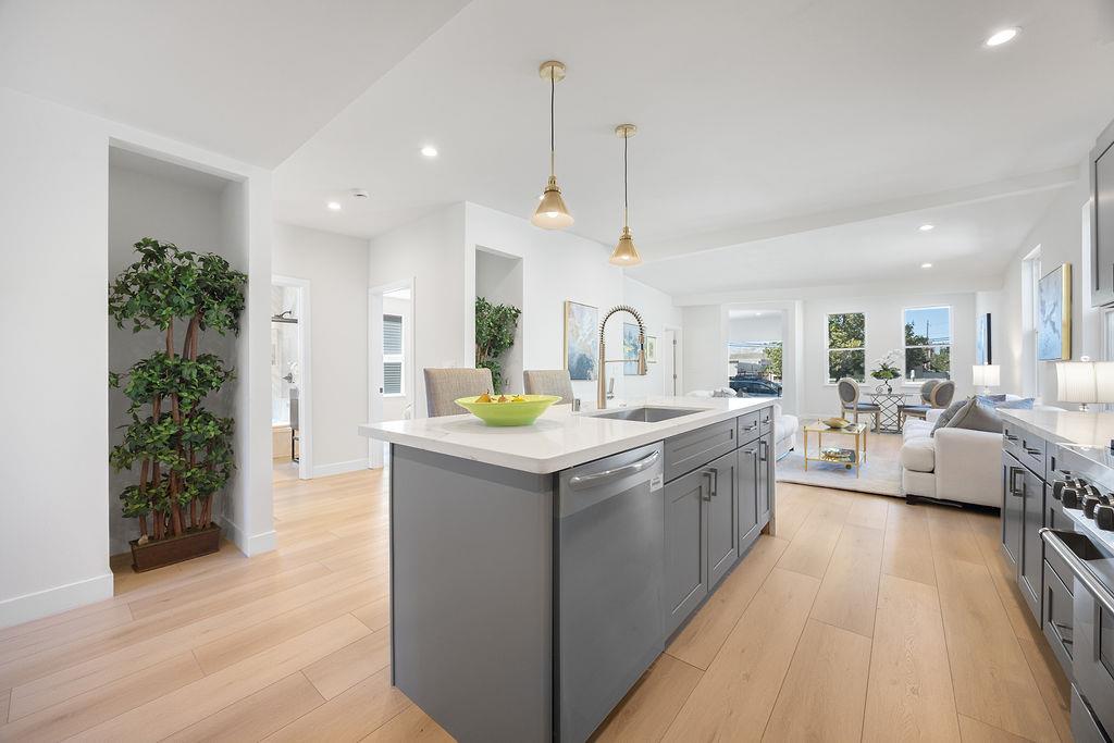 Detail Gallery Image 23 of 38 For 3040 Hoover St, Redwood City,  CA 94063 - 3 Beds | 2 Baths