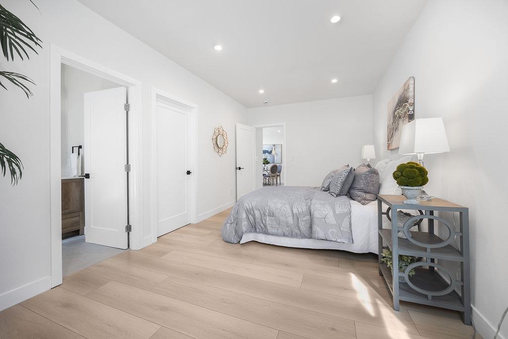 Detail Gallery Image 33 of 38 For 3040 Hoover St, Redwood City,  CA 94063 - 3 Beds | 2 Baths