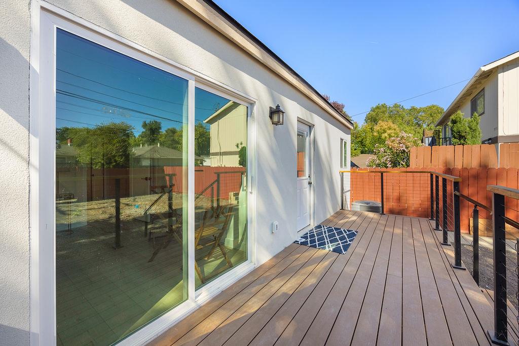 Detail Gallery Image 35 of 38 For 3040 Hoover St, Redwood City,  CA 94063 - 3 Beds | 2 Baths