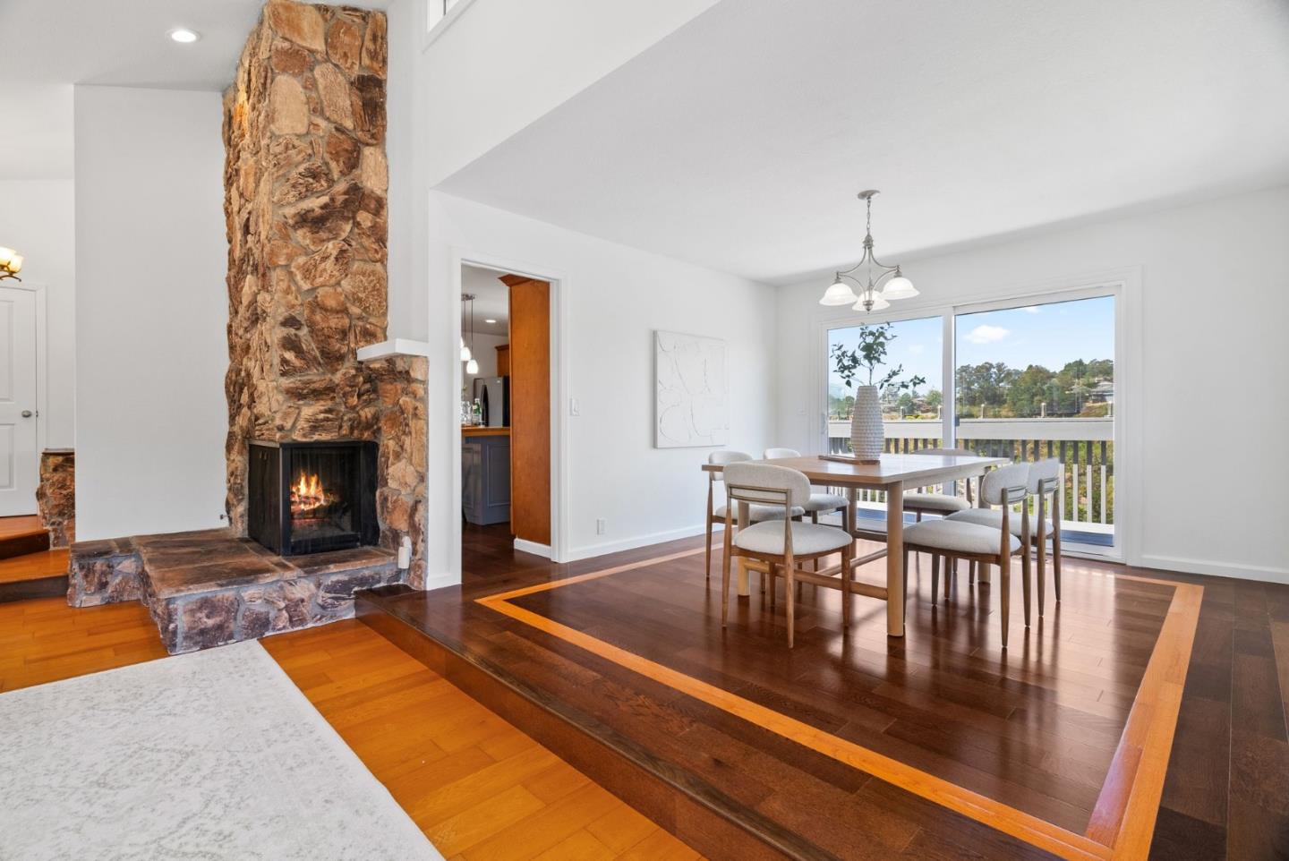 Detail Gallery Image 10 of 58 For 9 Humboldt Ct, Pacifica,  CA 94044 - 3 Beds | 2/1 Baths