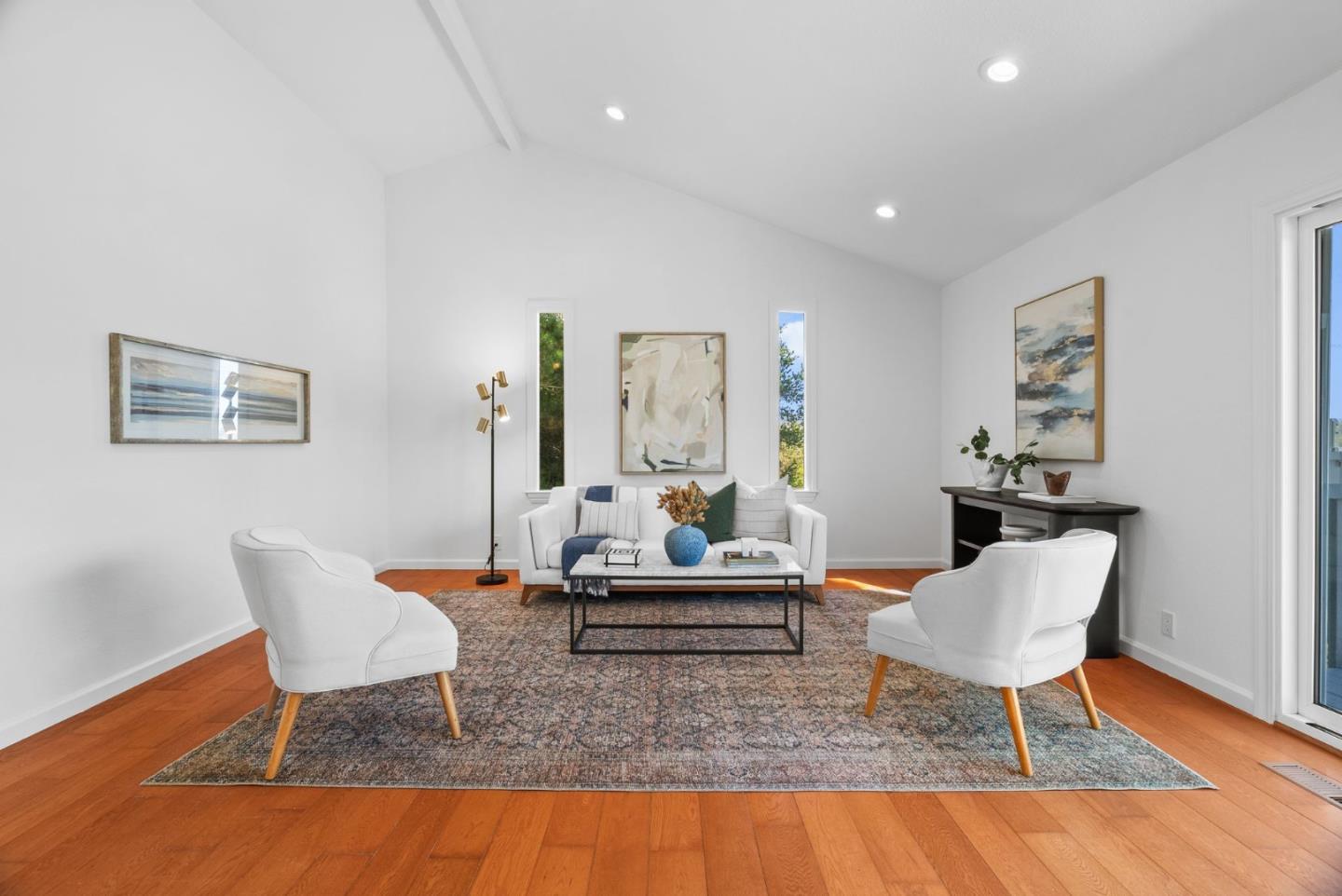 Detail Gallery Image 21 of 58 For 9 Humboldt Ct, Pacifica,  CA 94044 - 3 Beds | 2/1 Baths