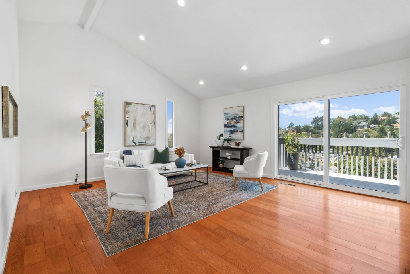 Detail Gallery Image 22 of 58 For 9 Humboldt Ct, Pacifica,  CA 94044 - 3 Beds | 2/1 Baths