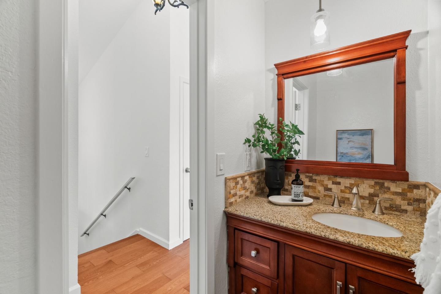Detail Gallery Image 28 of 58 For 9 Humboldt Ct, Pacifica,  CA 94044 - 3 Beds | 2/1 Baths