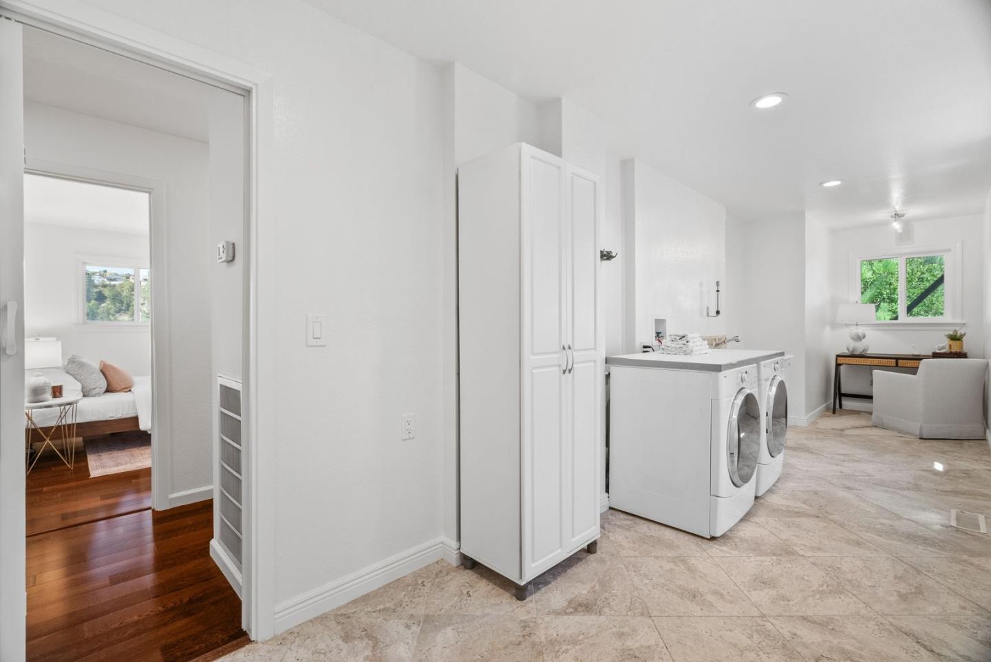 Detail Gallery Image 38 of 58 For 9 Humboldt Ct, Pacifica,  CA 94044 - 3 Beds | 2/1 Baths