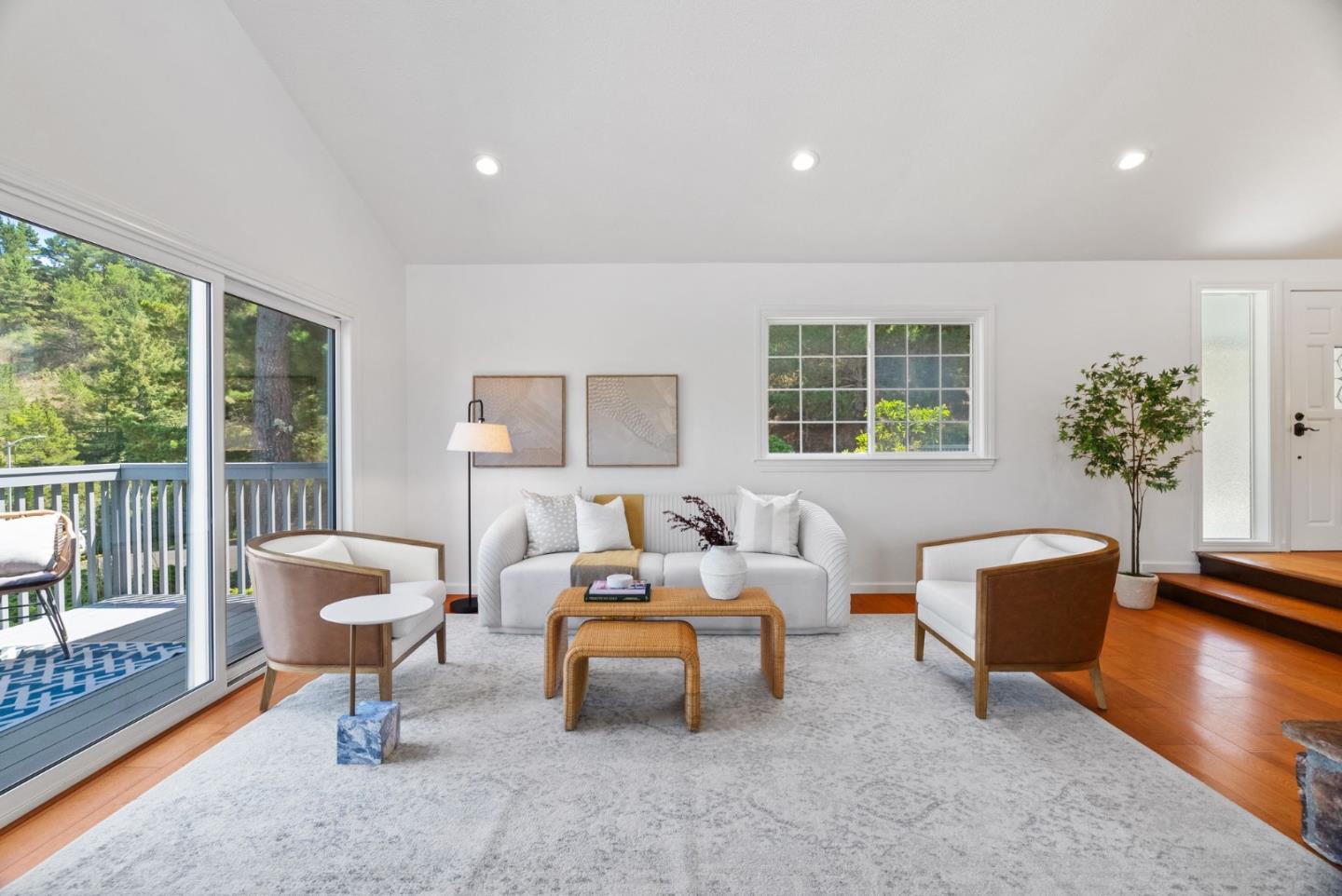 Detail Gallery Image 9 of 58 For 9 Humboldt Ct, Pacifica,  CA 94044 - 3 Beds | 2/1 Baths