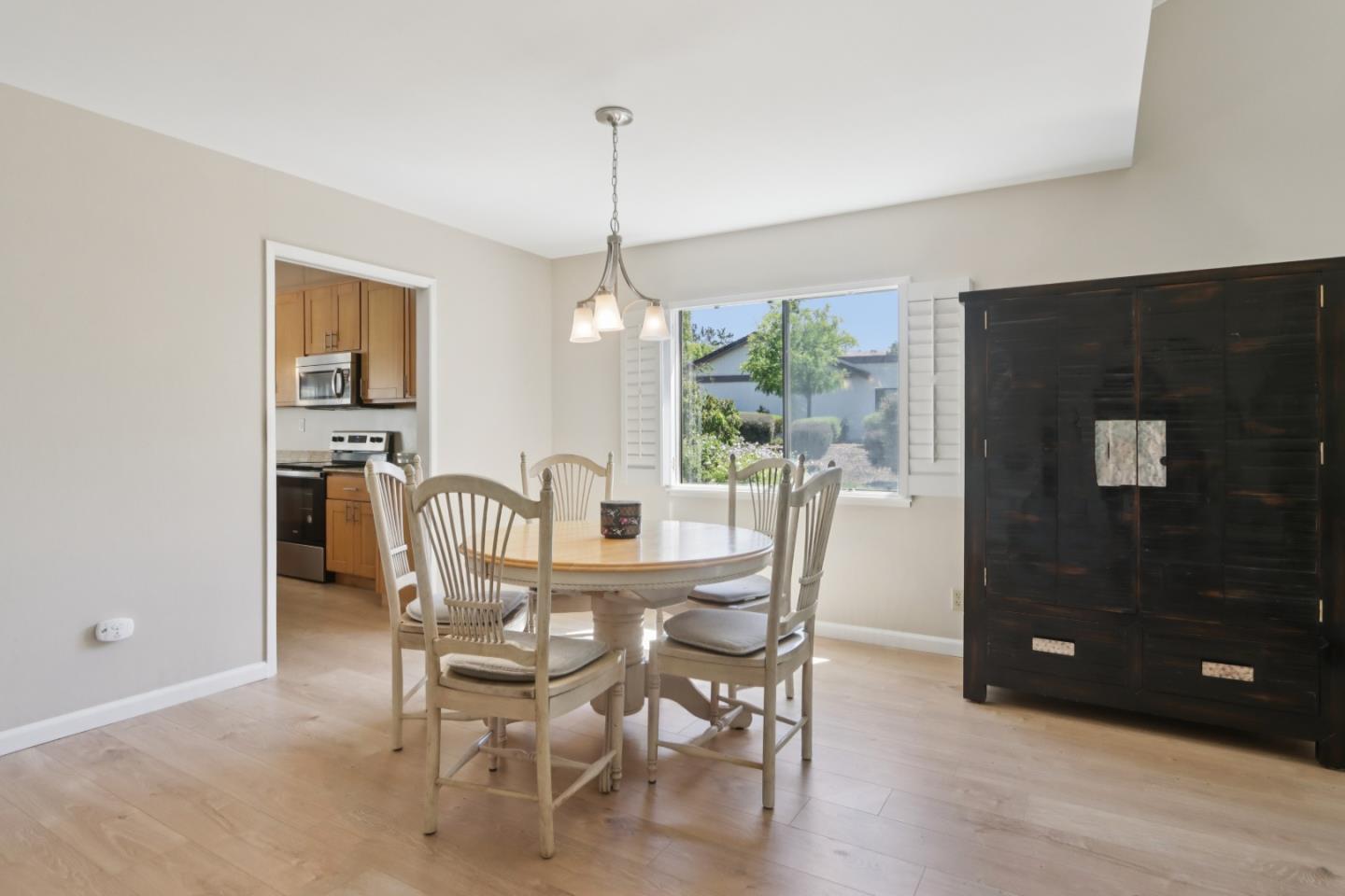 Detail Gallery Image 12 of 32 For 6343 Whaley Dr, San Jose,  CA 95135 - 2 Beds | 2 Baths