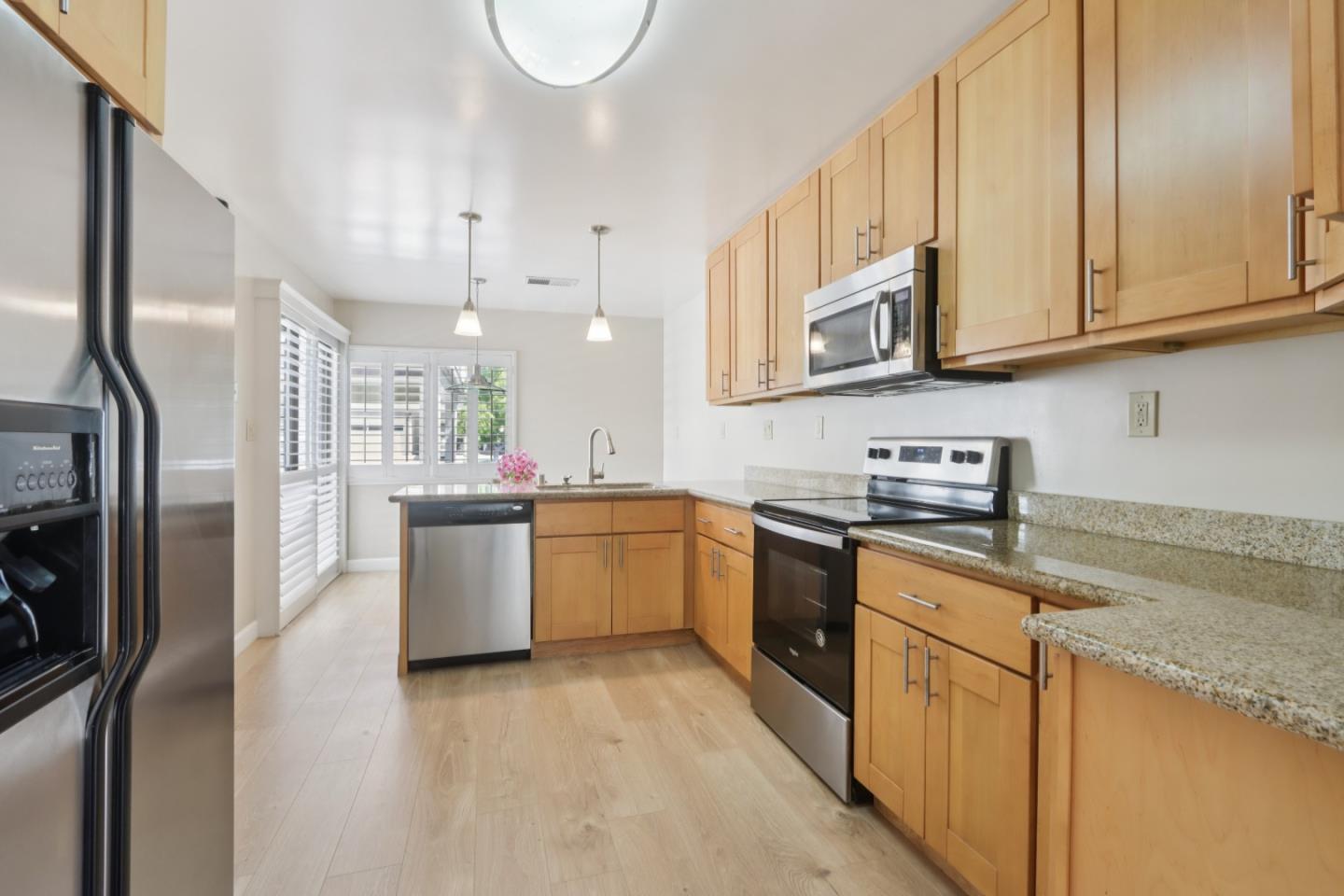 Detail Gallery Image 14 of 32 For 6343 Whaley Dr, San Jose,  CA 95135 - 2 Beds | 2 Baths