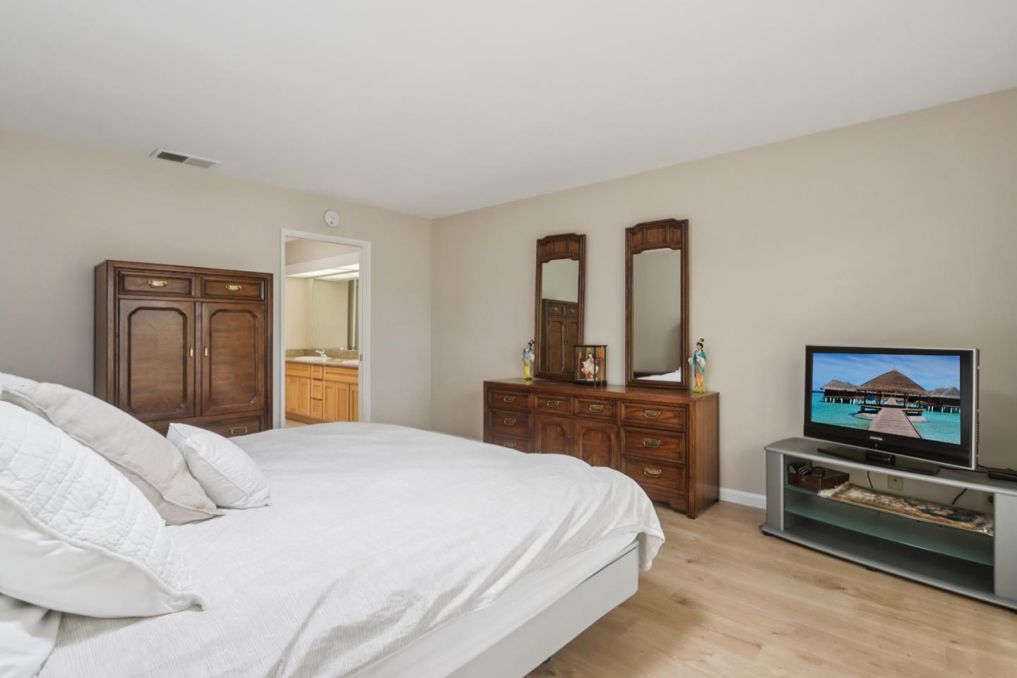 Detail Gallery Image 21 of 32 For 6343 Whaley Dr, San Jose,  CA 95135 - 2 Beds | 2 Baths