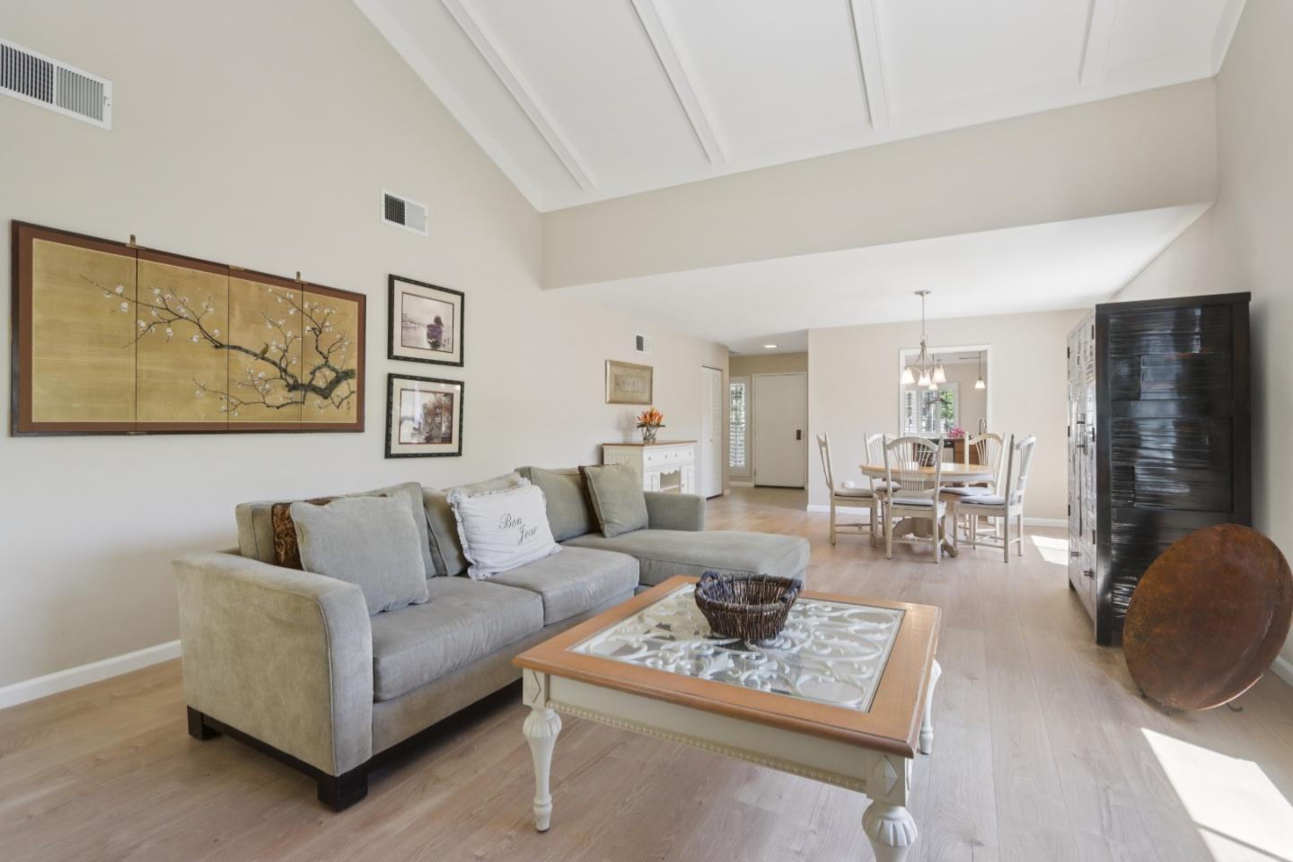 Detail Gallery Image 8 of 32 For 6343 Whaley Dr, San Jose,  CA 95135 - 2 Beds | 2 Baths