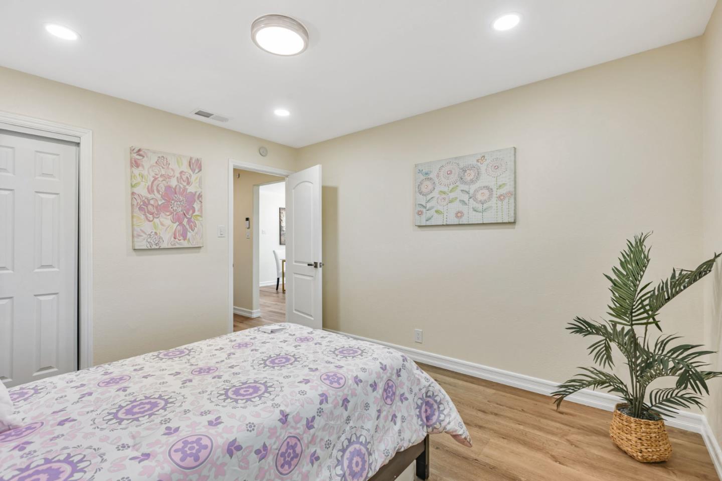 Detail Gallery Image 27 of 41 For 2806 Ruth Ct, Santa Clara,  CA 95051 - 3 Beds | 2 Baths