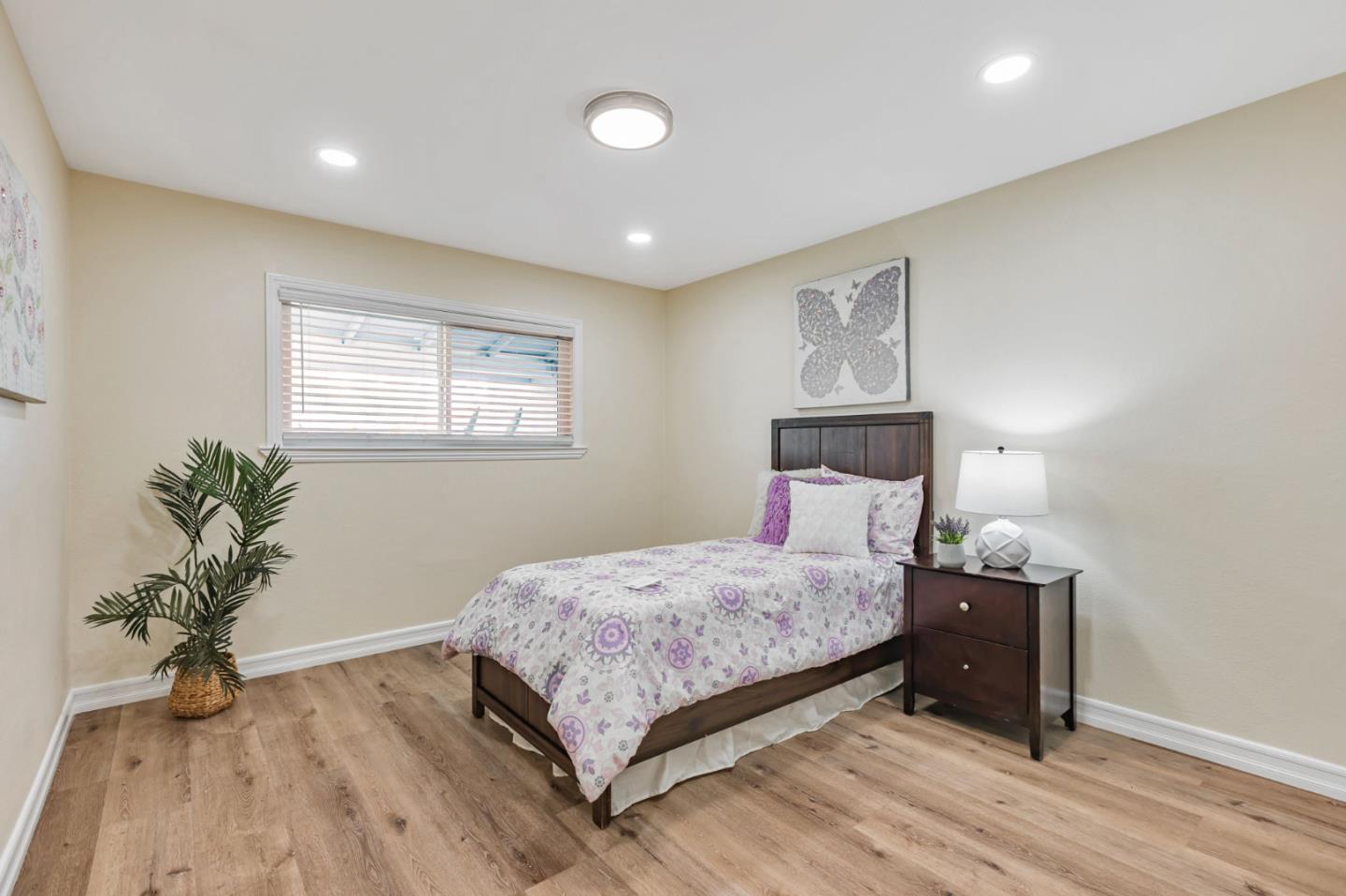 Detail Gallery Image 28 of 41 For 2806 Ruth Ct, Santa Clara,  CA 95051 - 3 Beds | 2 Baths