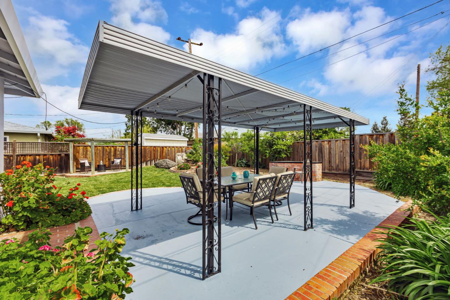 Detail Gallery Image 33 of 41 For 2806 Ruth Ct, Santa Clara,  CA 95051 - 3 Beds | 2 Baths