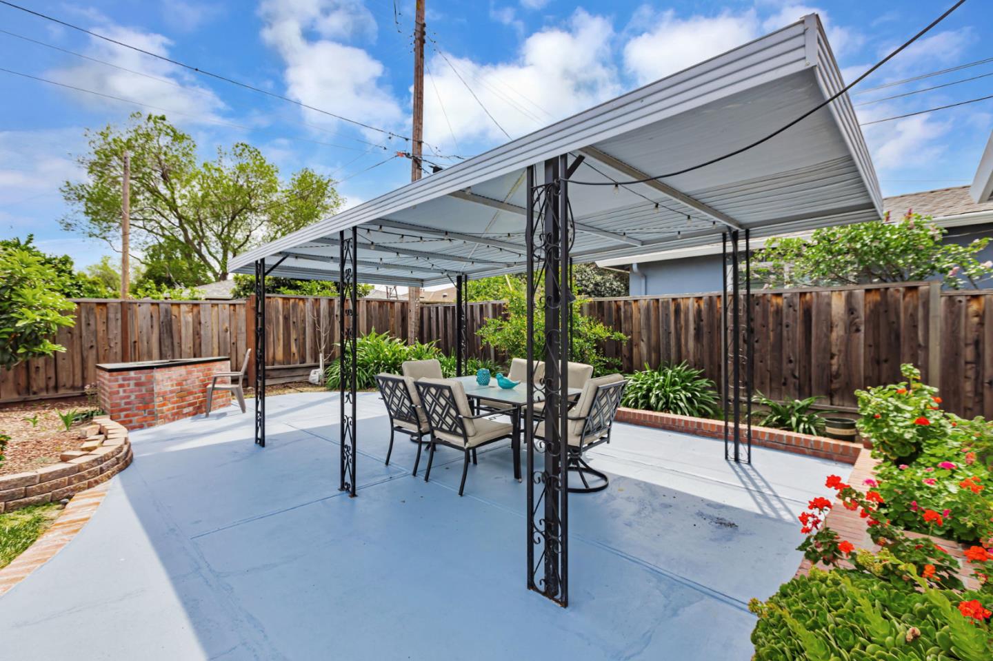 Detail Gallery Image 36 of 41 For 2806 Ruth Ct, Santa Clara,  CA 95051 - 3 Beds | 2 Baths