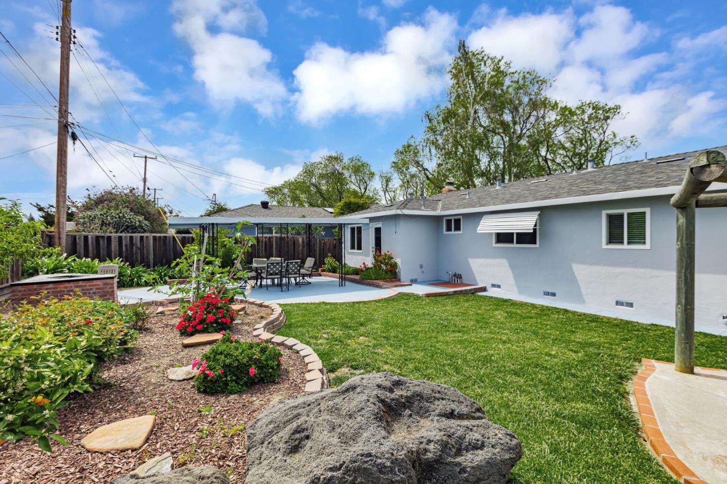 Detail Gallery Image 38 of 41 For 2806 Ruth Ct, Santa Clara,  CA 95051 - 3 Beds | 2 Baths
