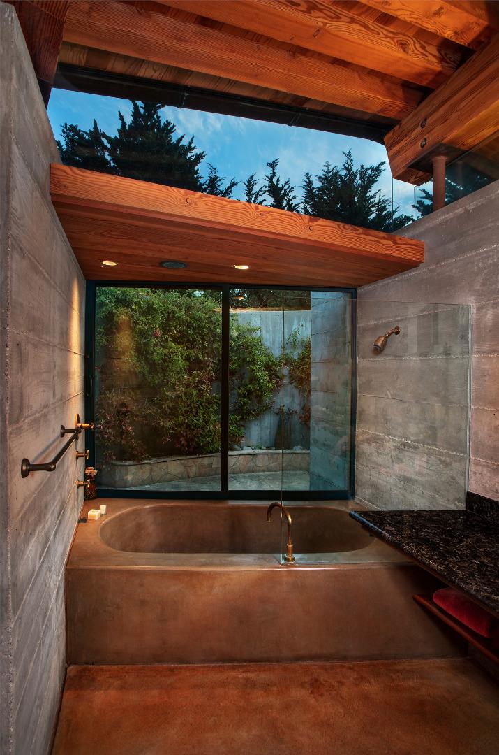 Detail Gallery Image 20 of 25 For Clear Ridge Rd, Big Sur,  CA 93920 - 4 Beds | 4 Baths
