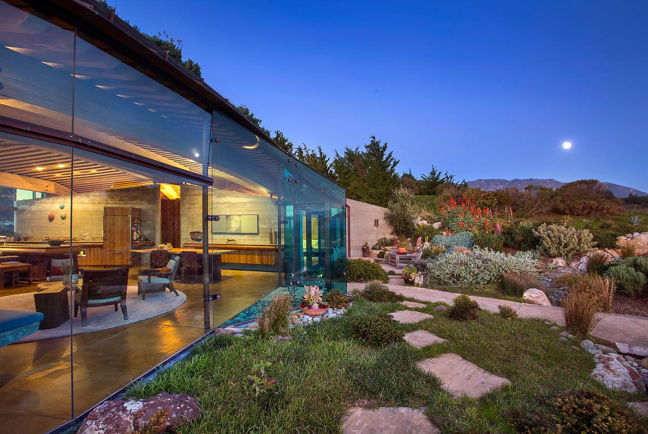 Detail Gallery Image 8 of 25 For Clear Ridge Rd, Big Sur,  CA 93920 - 4 Beds | 4 Baths
