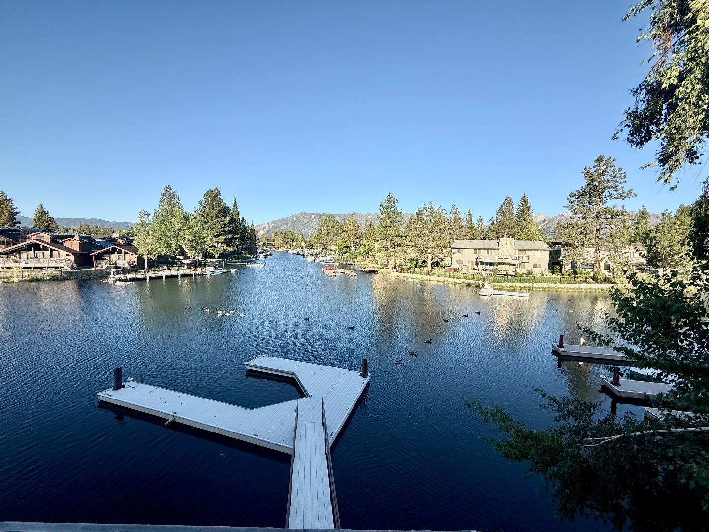 Detail Gallery Image 30 of 34 For 569 Lucerne Way, South Lake Tahoe,  CA 96150 - 4 Beds | 3 Baths