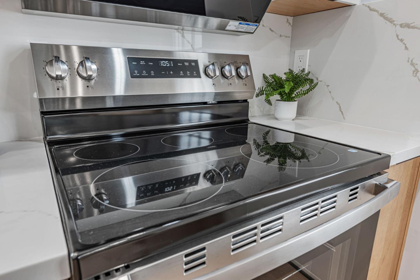 Detail Gallery Image 19 of 56 For 2514 Parkland Ct, Santa Clara,  CA 95051 - 5 Beds | 4 Baths