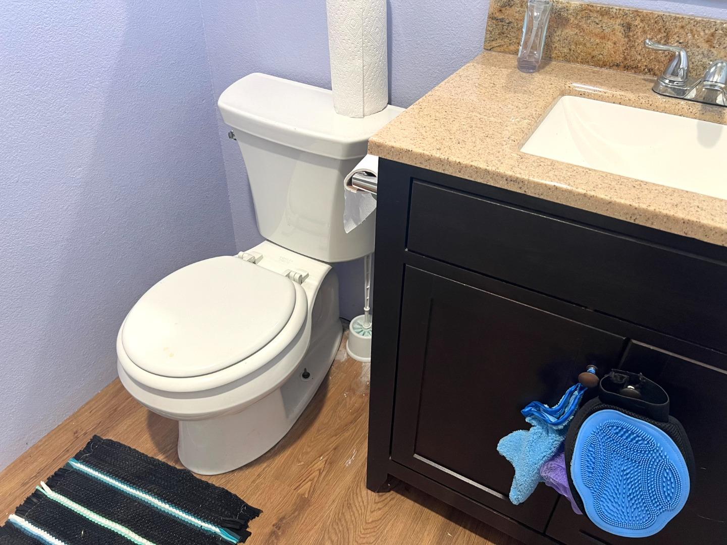 Detail Gallery Image 12 of 13 For 94 Sunset Ct, San Jose,  CA 95116 - 3 Beds | 2 Baths
