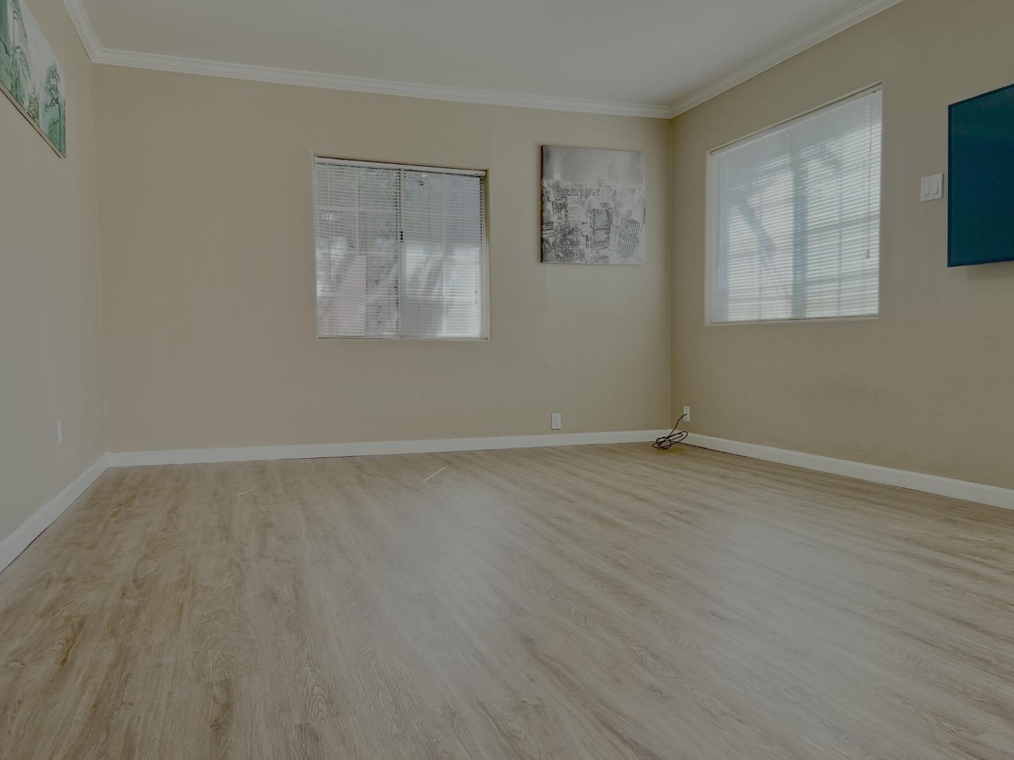 Detail Gallery Image 3 of 13 For 94 Sunset Ct, San Jose,  CA 95116 - 3 Beds | 2 Baths
