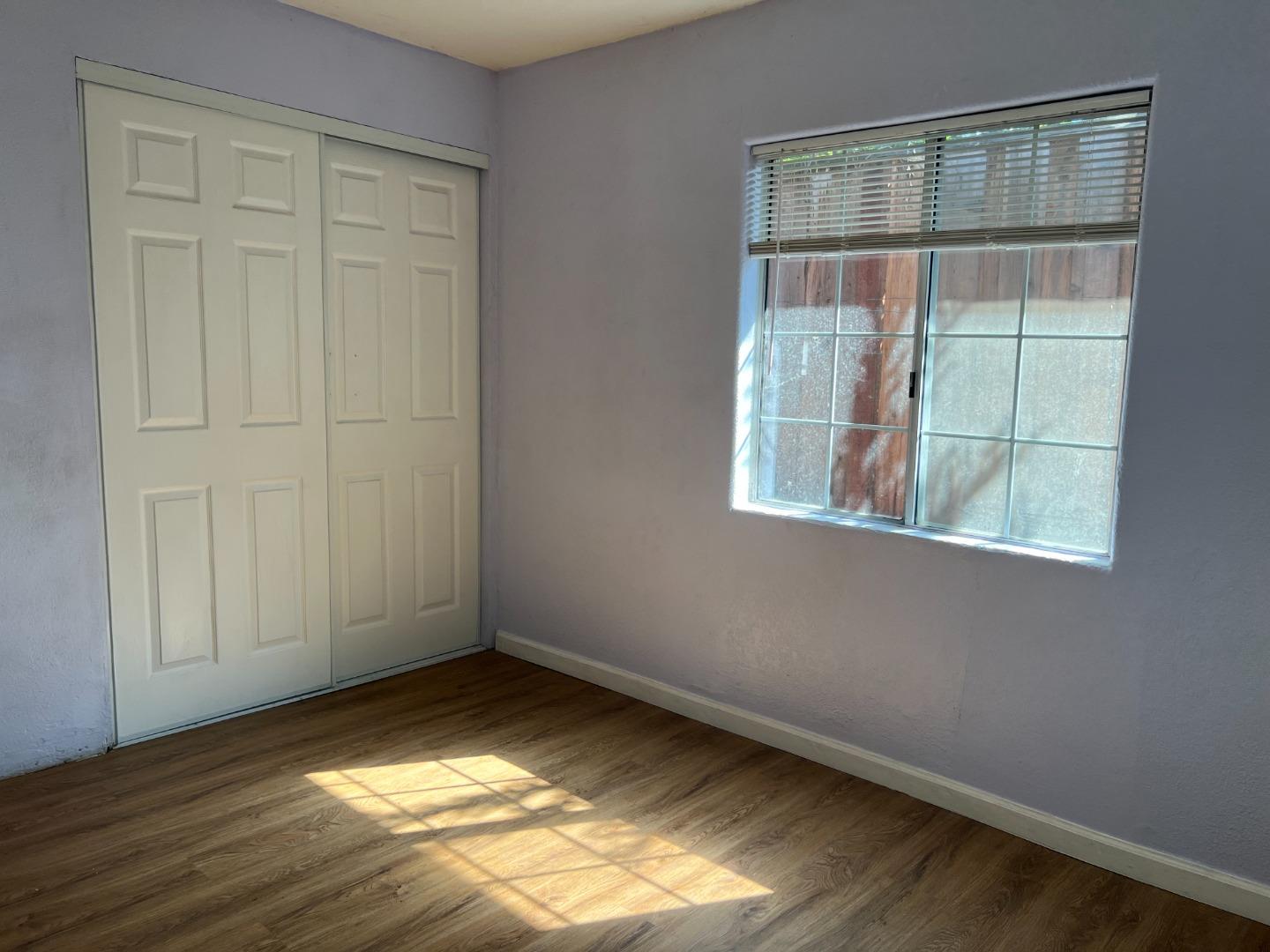 Detail Gallery Image 6 of 13 For 94 Sunset Ct, San Jose,  CA 95116 - 3 Beds | 2 Baths