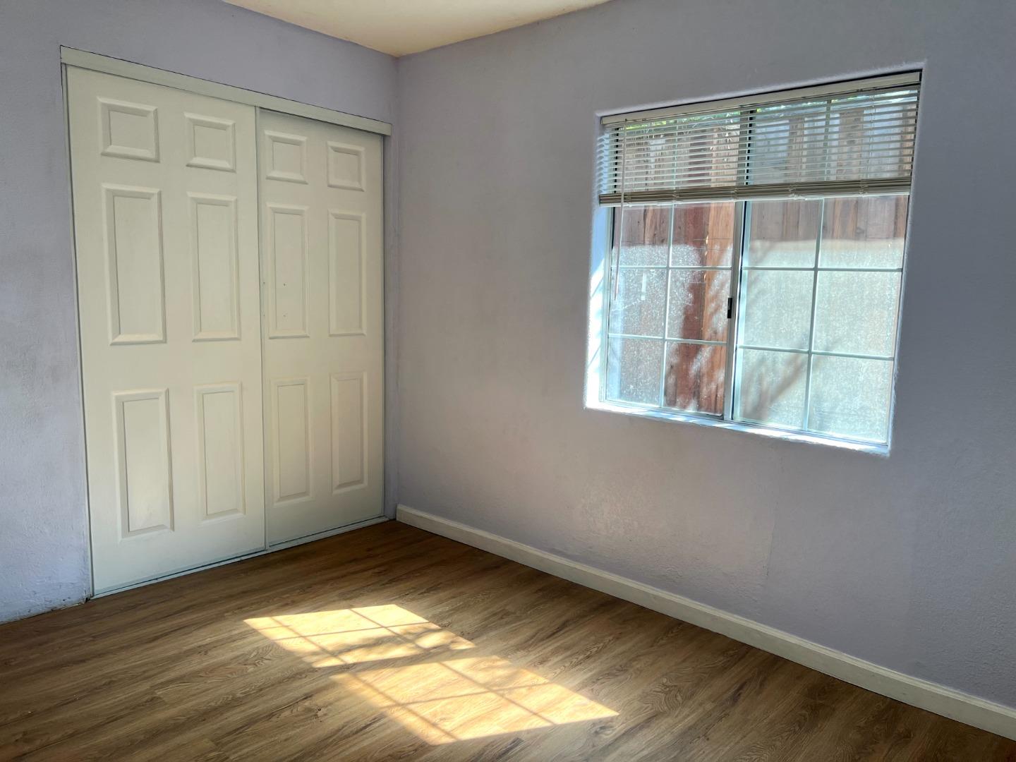 Detail Gallery Image 9 of 13 For 94 Sunset Ct, San Jose,  CA 95116 - 3 Beds | 2 Baths