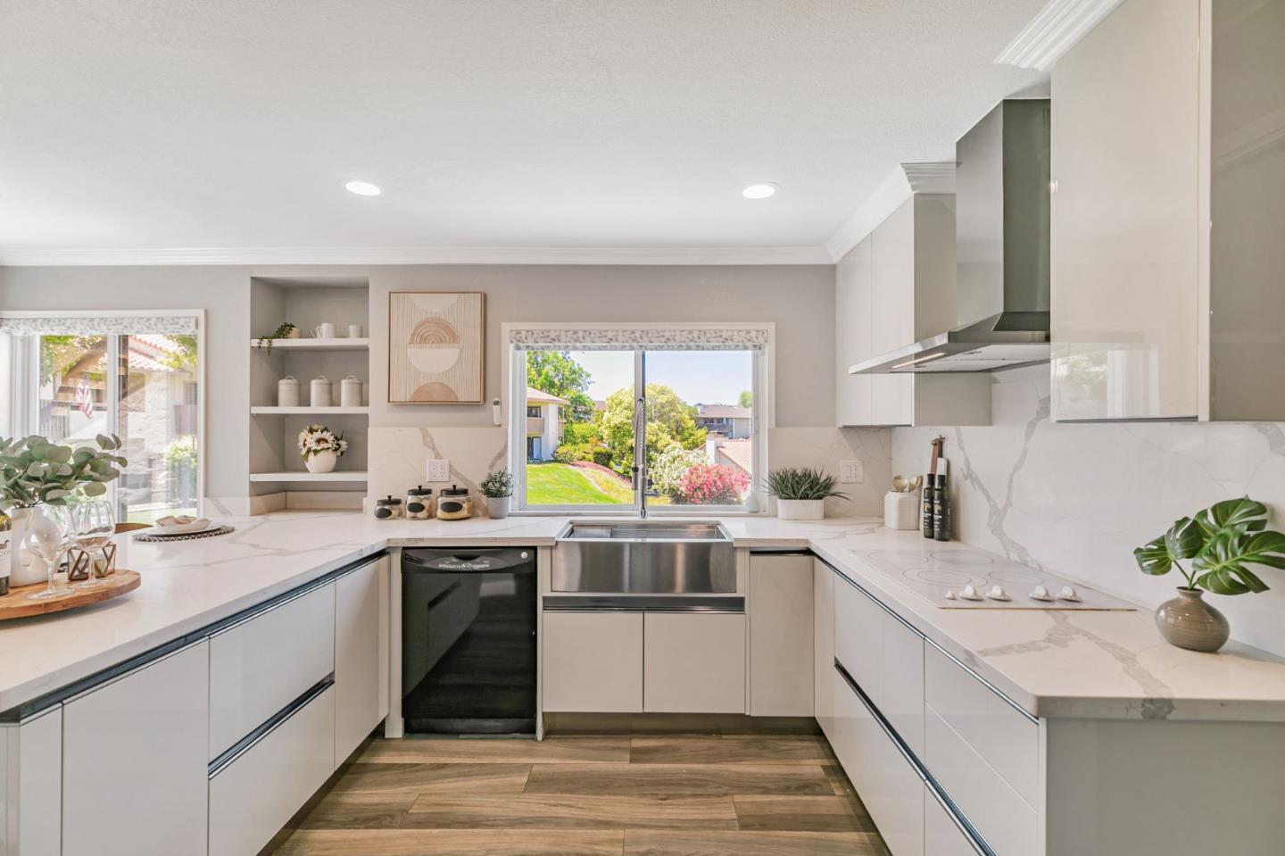 Detail Gallery Image 12 of 49 For 8377 Riesling Way, San Jose,  CA 95135 - 2 Beds | 2 Baths