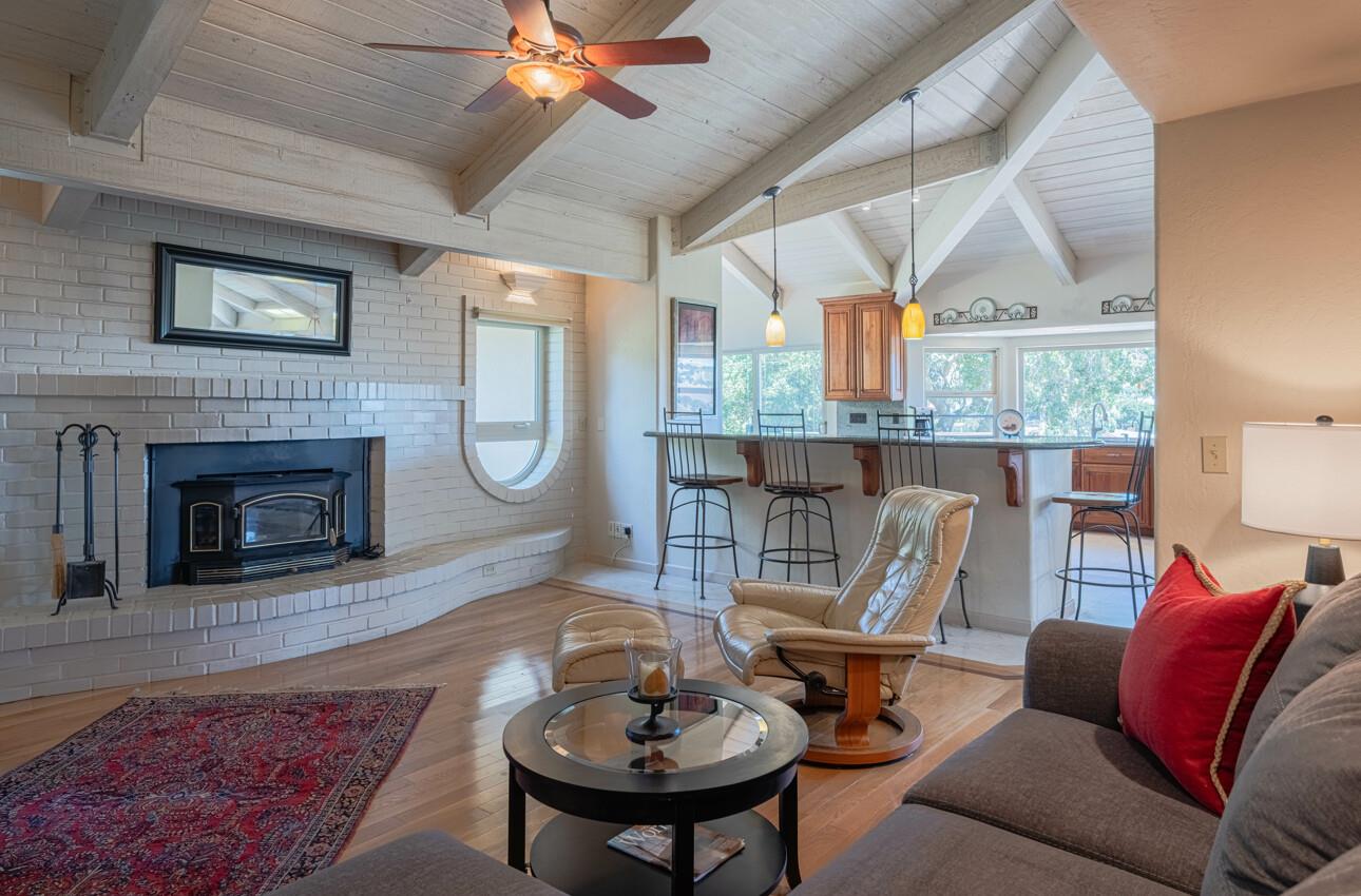 Detail Gallery Image 39 of 81 For 15847 Pleasant Valley Ln, Salinas,  CA 93908 - 4 Beds | 3 Baths