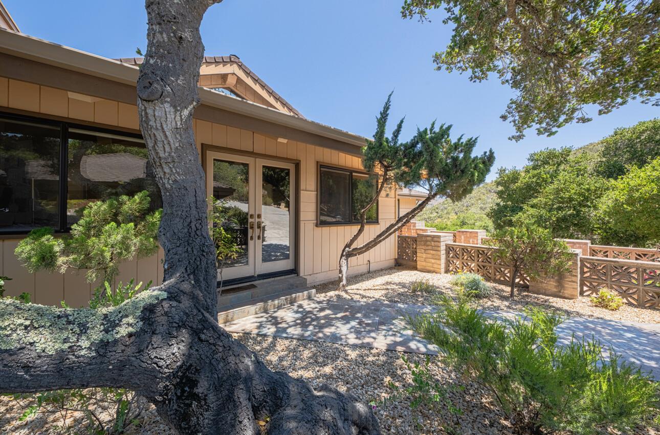 Detail Gallery Image 44 of 81 For 15847 Pleasant Valley Ln, Salinas,  CA 93908 - 4 Beds | 3 Baths