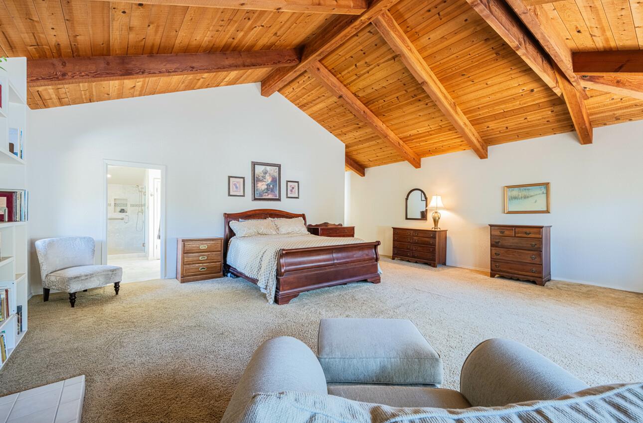 Detail Gallery Image 47 of 81 For 15847 Pleasant Valley Ln, Salinas,  CA 93908 - 4 Beds | 3 Baths