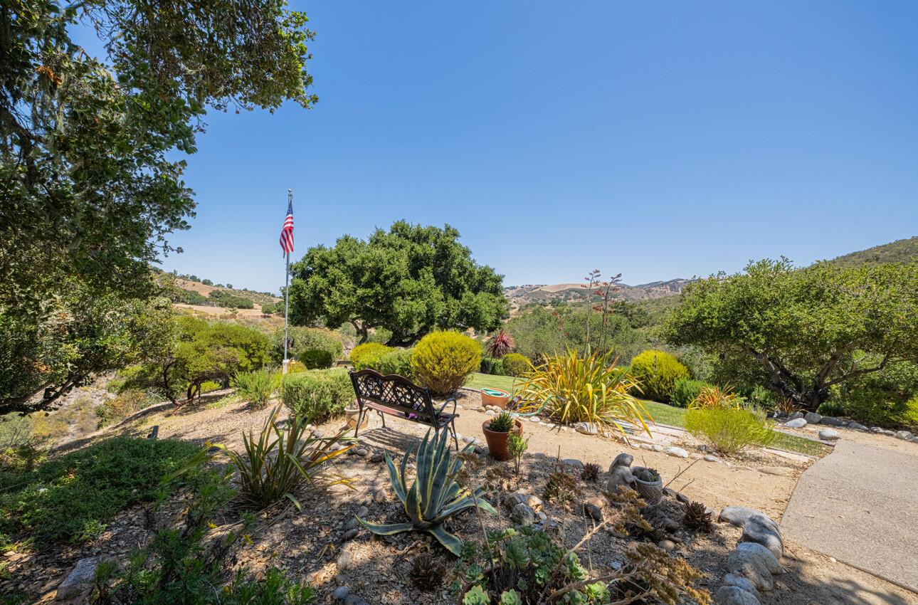 Detail Gallery Image 77 of 81 For 15847 Pleasant Valley Ln, Salinas,  CA 93908 - 4 Beds | 3 Baths