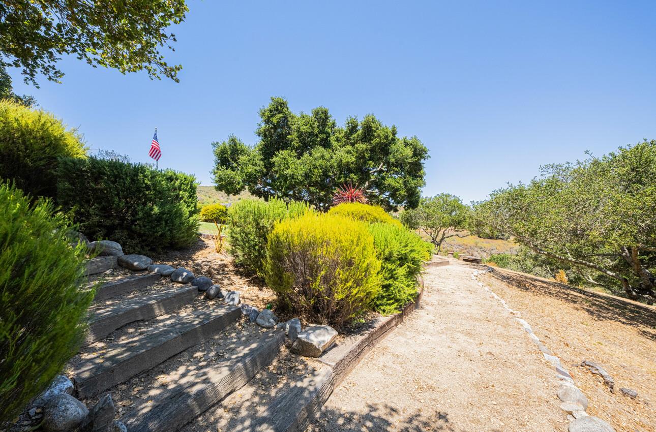Detail Gallery Image 79 of 81 For 15847 Pleasant Valley Ln, Salinas,  CA 93908 - 4 Beds | 3 Baths