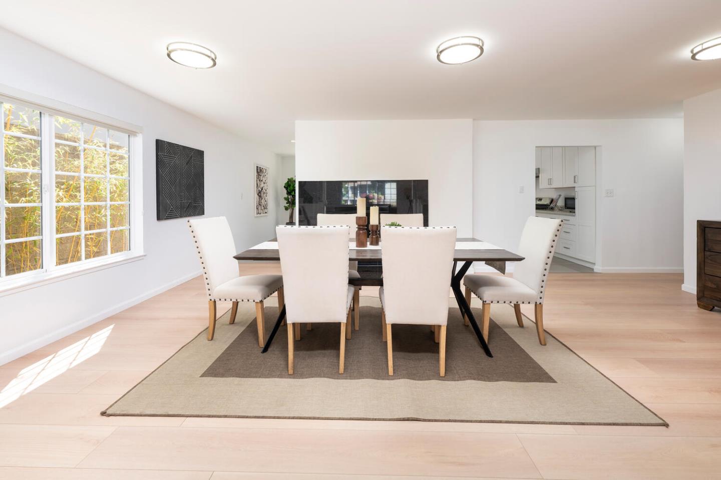 Detail Gallery Image 11 of 39 For 855 Mosswood Ln, Millbrae,  CA 94030 - 3 Beds | 2 Baths