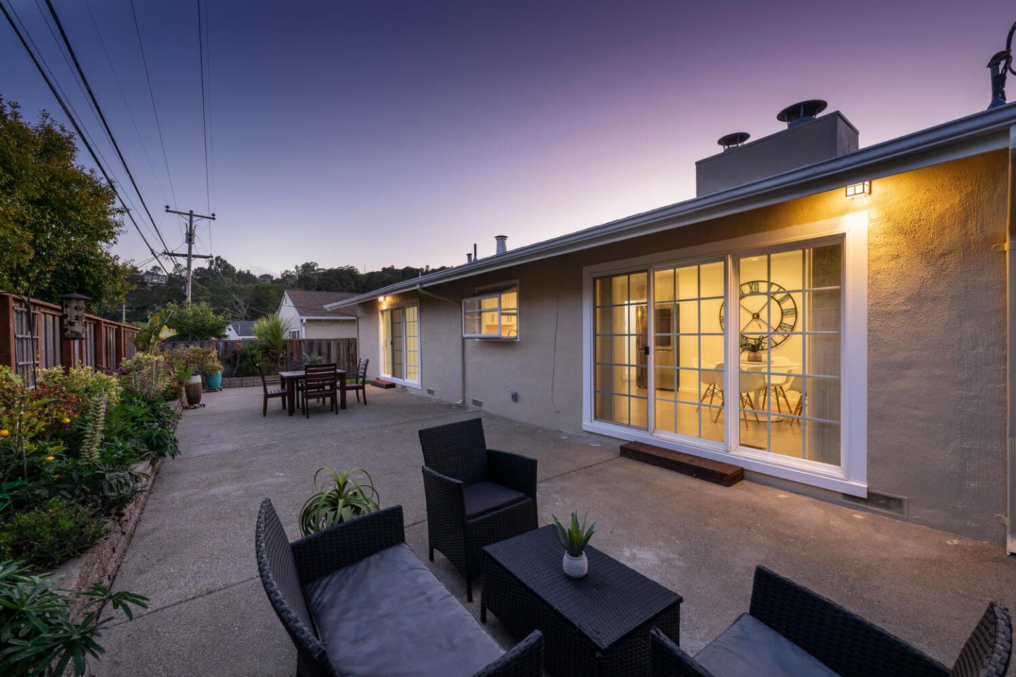 Detail Gallery Image 35 of 39 For 855 Mosswood Ln, Millbrae,  CA 94030 - 3 Beds | 2 Baths